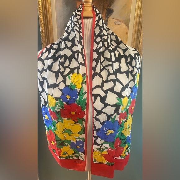 Bill Blass Multi-Colour Silk Scarf - Picture 5 of 5